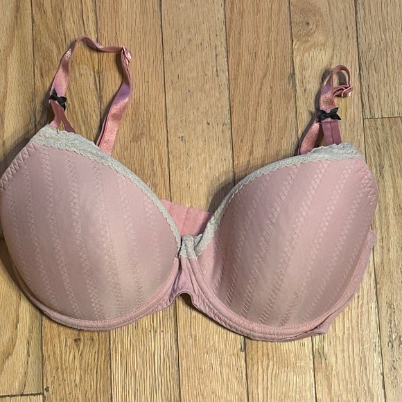 Betsy‎ Johnson Pink Bra Underwire Plunge Size 34DD - Picture 1 of 2